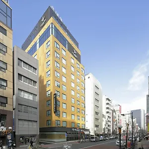 Candeo Shimbashi Japan