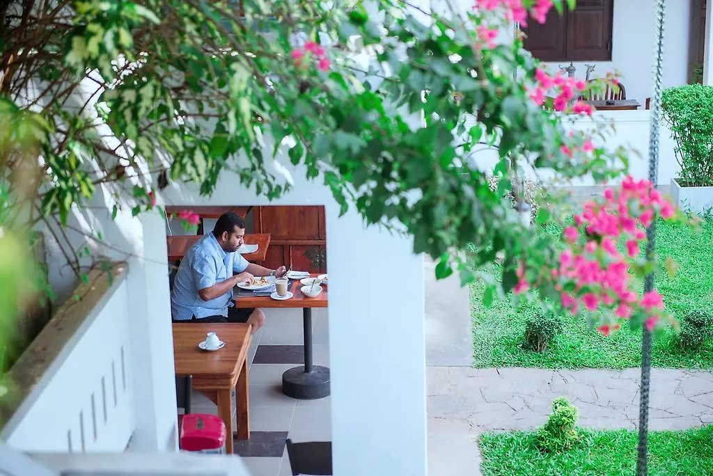 Kaya Residence Kandy Hotel