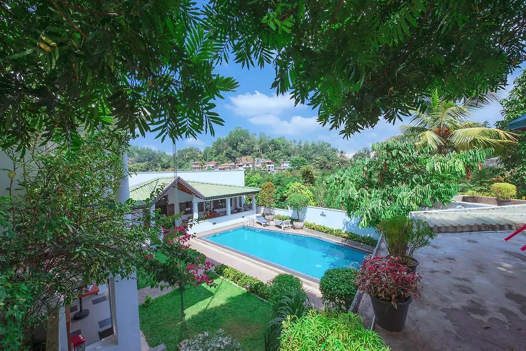 *** Hotel Kaya Residence Kandy Sri Lanka