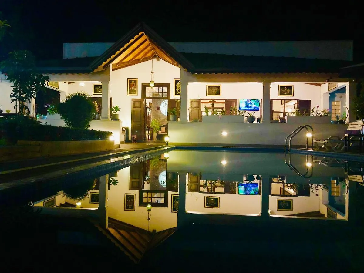 Hotel Kaya Residence Kandy