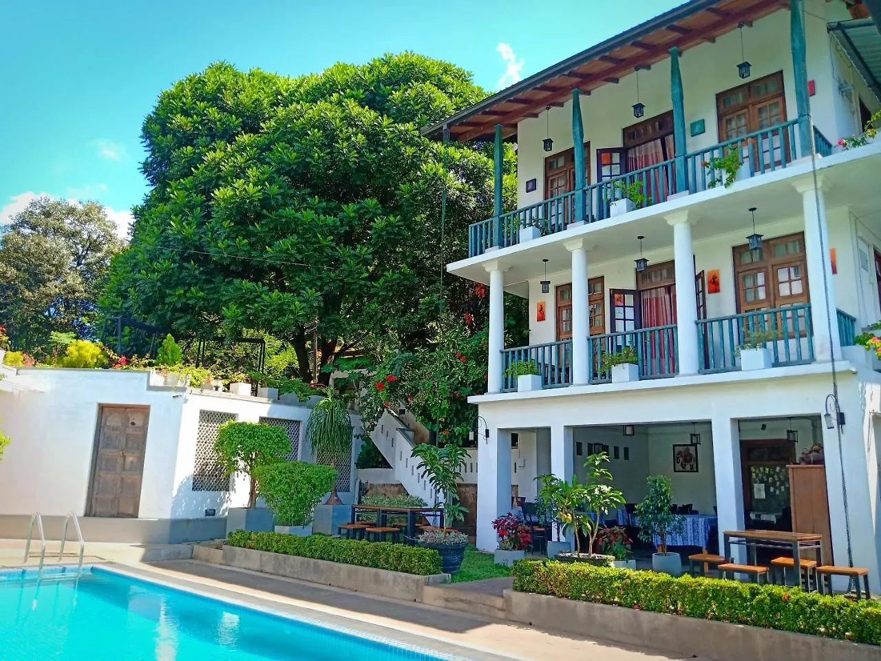 Hotel Kaya Residence Kandy